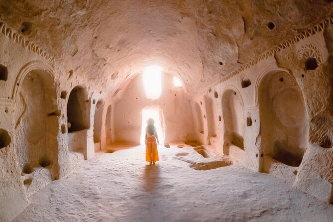 Antalya : 2 Days Cappadocia Tour w/ Option Cave Hotel Ballon Ride - Love Valley, Devrent, and Pasabag