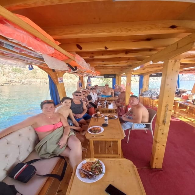 Antalya/ Belek Relax Boat Tour with Lunch & Soft Drinks - Lunch on board, with realistic expectations