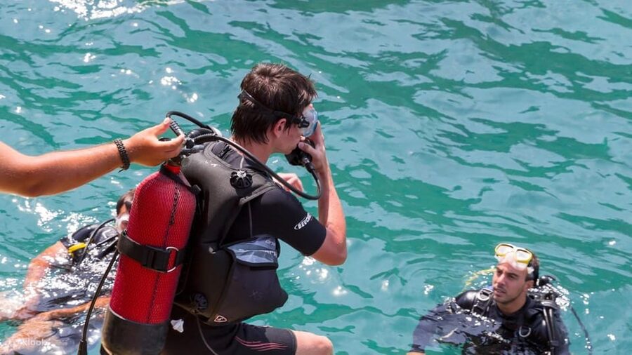 Antalya/ Belek Scuba Diving Tour With 2 Time Dive & Lunch - Lunch at sea before the deeper session