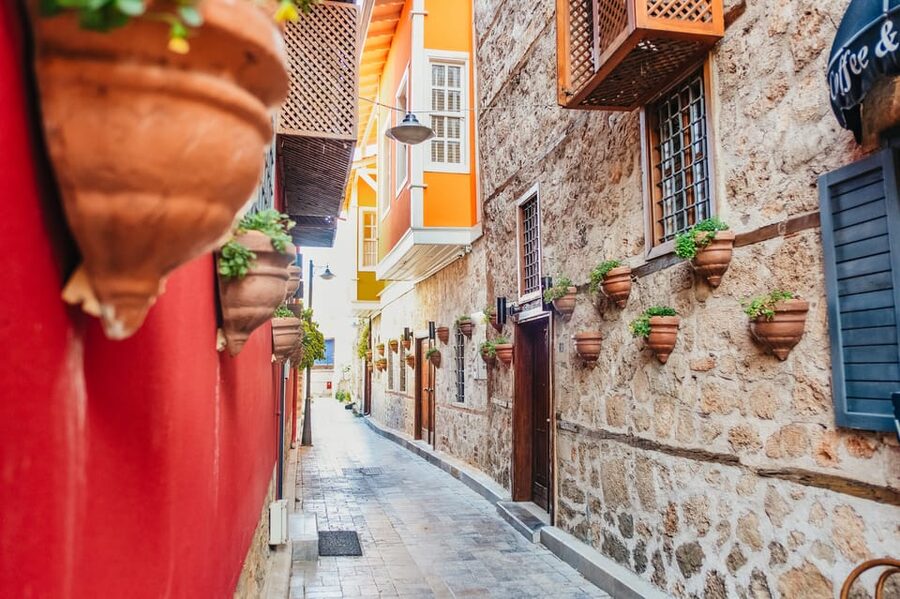 Antalya: City Tour including Waterfalls and Boat tour - A one-hour cruise from the historic harbour