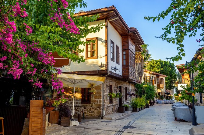 Antalya City Tour with Cable Car and Waterfalls - Guides make the biggest difference