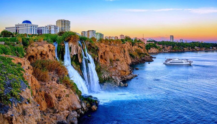 Antalya: Guided Old Town Tour with Boat Trip and Lunch - Guides, vehicles, and the pace of the day