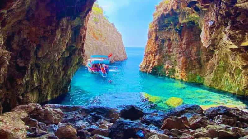Antalya/Kemer: Porto Genoese Boat Trip & Mud Bath with Lunch - Akseki Bay and the seabed beneath you