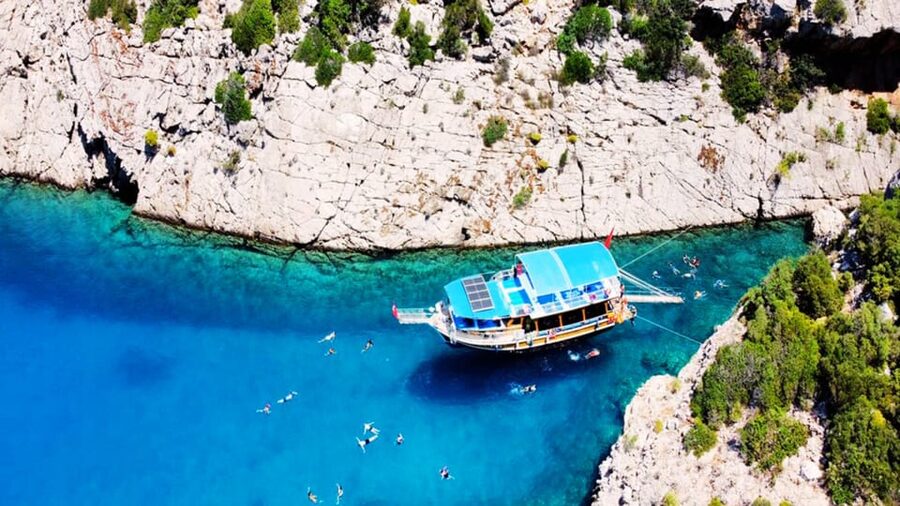 Antalya/Kemer: Porto Genoese Boat Trip & Mud Bath with Lunch - Korsan Bay and the quieter swimming break