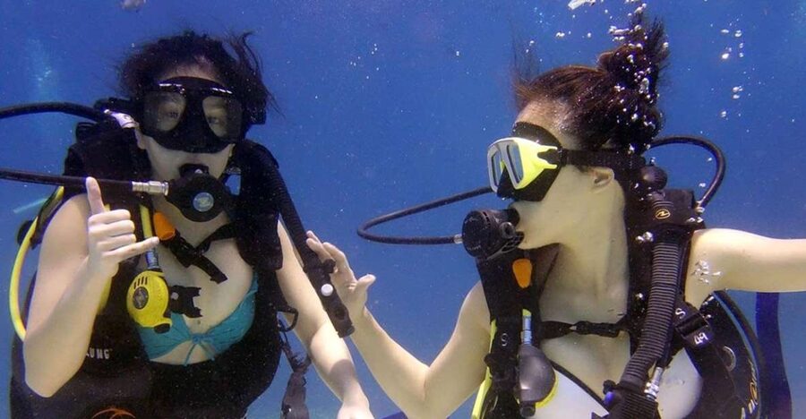 Antalya/Kemer: Scuba Diving with Pickup, Lunch, and 2 Dives - The boat ride sets the pace for the day