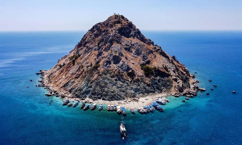 Antalya/Kemer: Suluada Boat Tour with Bays & Maldives Beach - The 40-minute crossing to Suluada