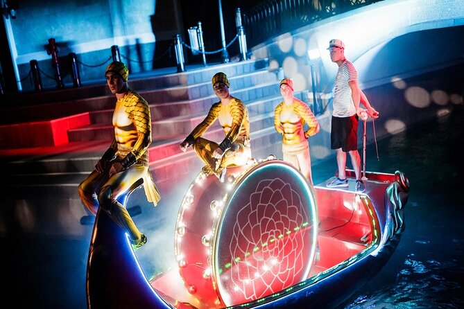 Antalya Land of Legends Night Show With Boat Parade - What the evening at Land of Legends feels like