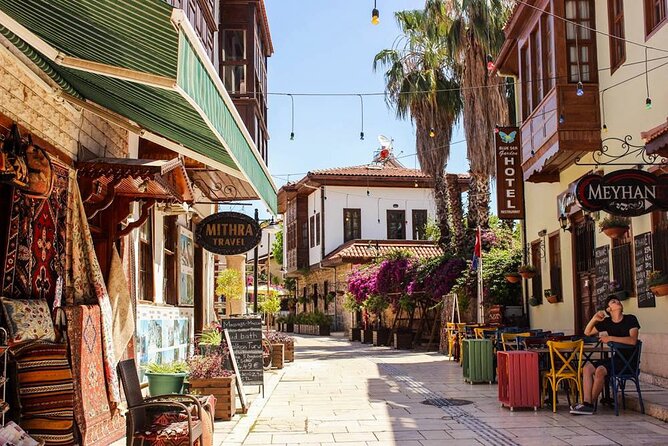 Antalya Luxury Old Town Tour with Cable Car & Boat Trip - The one-hour shopping stop you should expect