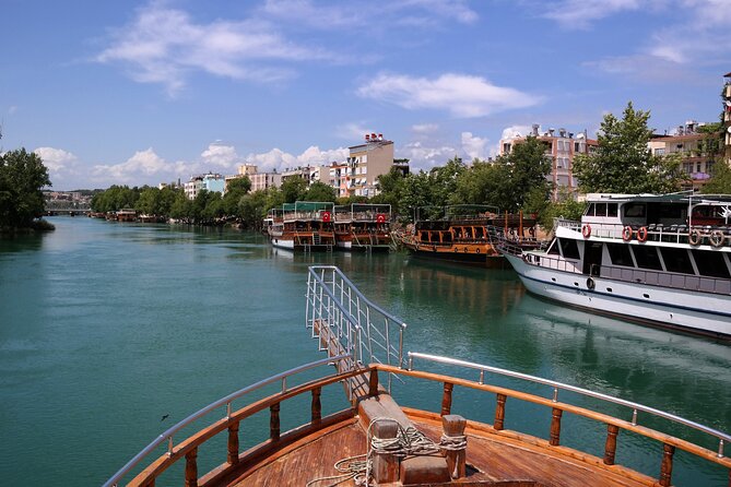Antalya: Manavgat River Cruise, Waterfalls and Market Tour - Lunch on board, with a simple setup