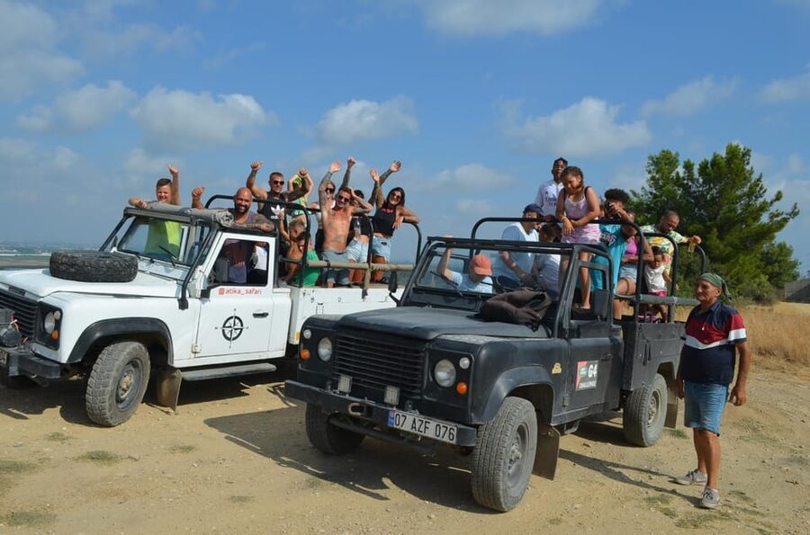 Antalya Şelale Ziyaretli Jeep Safari Turu - Leaving Antalya for the forest roads