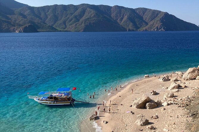 Antalya: Suluada Island Small Group Boat Trip with Lunch & Pickup - Lunch aboard the boat