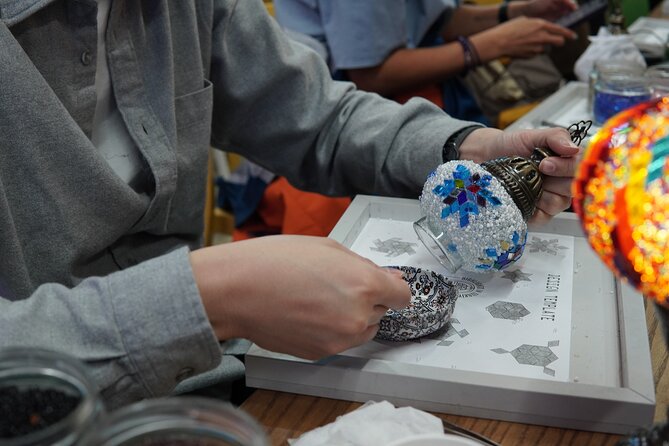 Antalya: Turkish Mosaic Lamp Workshop in Old Town – All Included - Choosing colors and planning your pattern