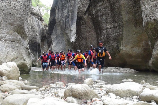 Canyoning and Rafting Adventure incl. Lunch from Alanya - What the guides add to the day