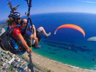 Alanya Paragliding Experience with Beach Visit