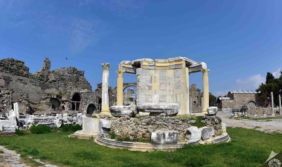 From Antalya: Day Tour of Ancient Roman Sites - Perge, the wide-open capital of Pamphylia