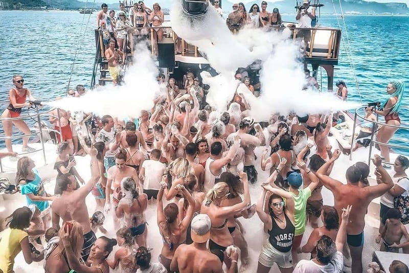 From Antalya/Kemer: All-Inclusive Party Boat with Lunch - Phaselis Bay, With a Clear Limitation