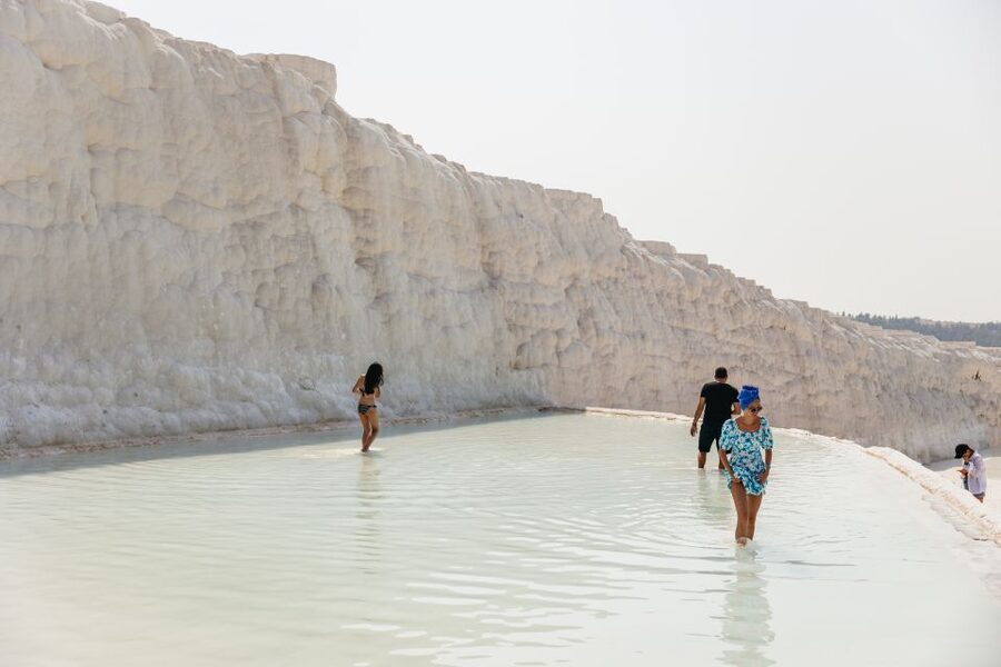 From Antalya/Kemer: Pamukkale and Hierapolis Tour with Lunch - What the transport is really like