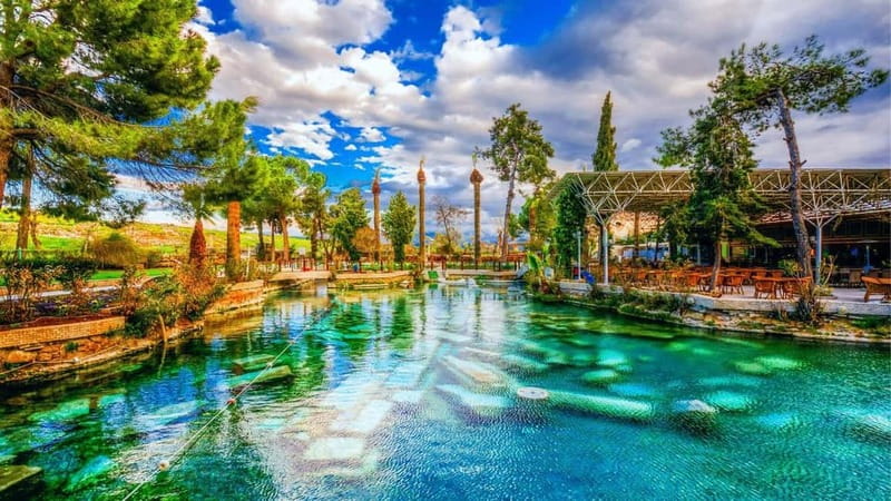From Antalya/Kemer: Pamukkale & Hierapolis Day Trip w/Meals - The stone workshop: useful stop or sales detour