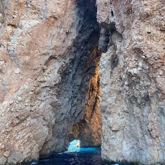 From Antalya/Kemer: Suluada Boat Trip w/Lunch & Snorkeling - Lunch on board, with chicken or fish