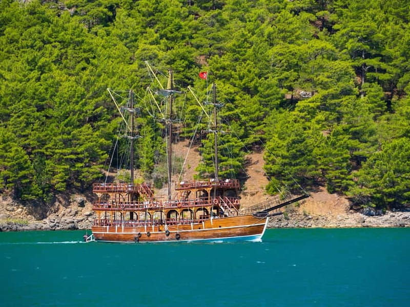 From Belek: Green Canyon Boat Trip with Lunch and Drinks - Who will enjoy this Green Canyon outing?