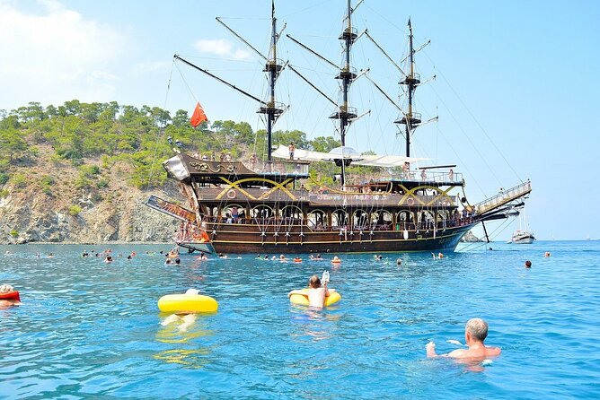 GONSTER : Luxury Pirate Boat Trip Lunch & Soft Drinks & Transfer - The pirate cave and the first sea views