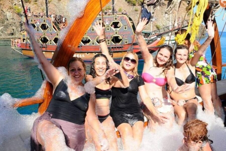 Kemer/Antalya/Belek/Kundu, Exciting Pirate Ship Adventure - What to Pack for Nine Hours Outside