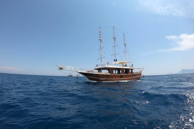 Kemer Bay Blue Cruise from Kemer - How comfortable is the boat?