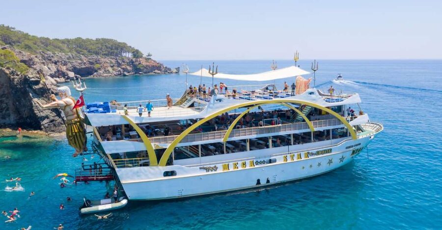 Kemer: Full-Day Boat Trip with Lunch and DJ - Starting at Kemer Harbor with Seven Tours