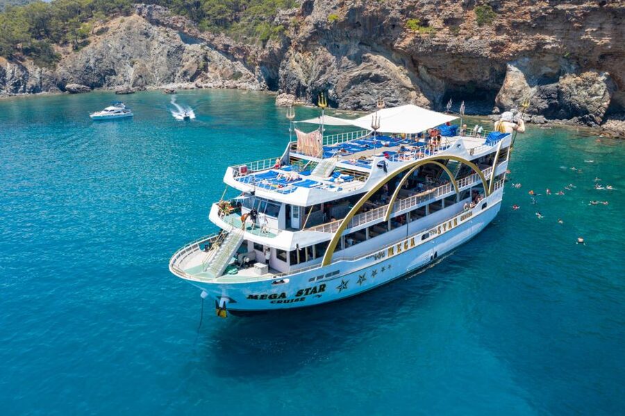 Kemer: Full-Day Boat Trip with Lunch and DJ - Who will enjoy this boat trip most