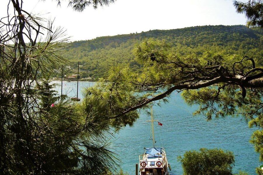 Kemer Full-Day Pirate Boat Trip with Lunch - Alacasu Koyu for the final swim