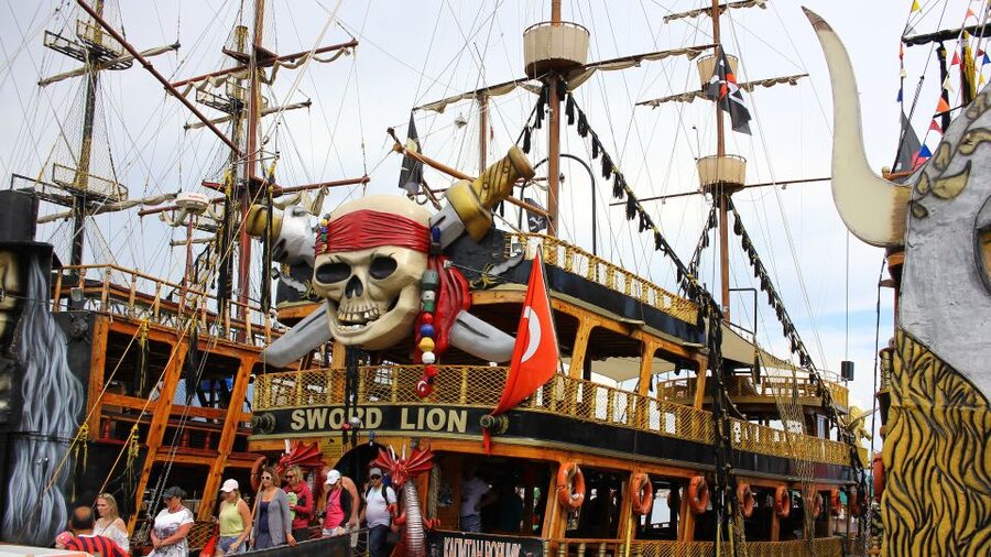 Kemer Full-Day Pirate Boat Trip with Lunch - Booking details and practical tips