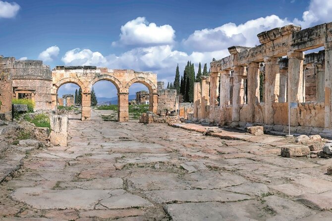 Pamukkale Hierapolis Cleopatra Pool Tour with Lunch from Antalya - Pamukkale from Antalya means a very early start