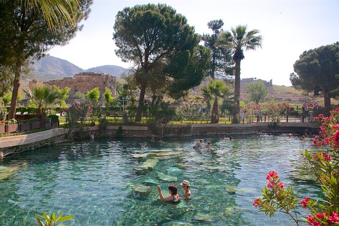 Pamukkale Hierapolis Cleopatra Pool Tour with Lunch from Antalya - Guide quality and the small-group setup
