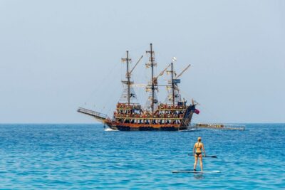 Red Dragon Pirate Boat Trip & Lunch